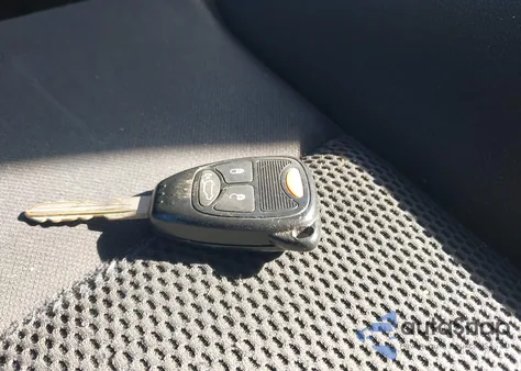 2010 Dodge Avenger Sxt z USA, uszkodzony, nr VIN 1B3CC4FB2AN193553